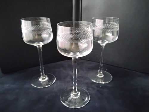 Verres vin blanc ou - vin, rosé
