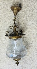 Ancienne lanterne en bronze et