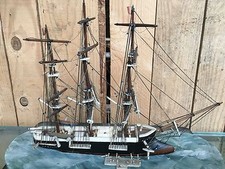 Maquette de voilier / Ancienne maquette / Galion Fregate Miniature /Jouet ancien