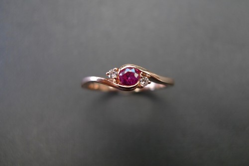 Bague empilable ruby fait main - ruby,