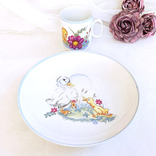 Ensemble deux pièces pour enfant en porcelaine fine allemande  AK Kaiser Germany