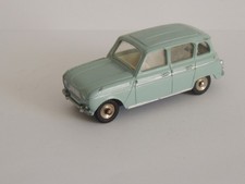 vrai Dinky toys 518 - RENAULT