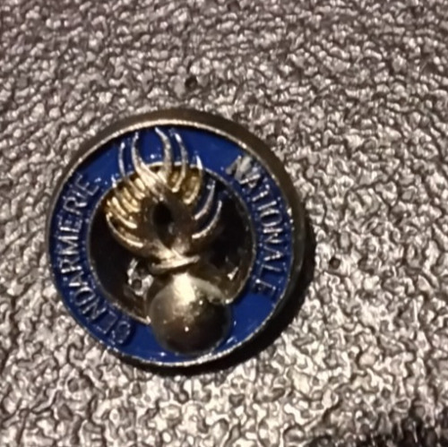 Pin militaire gendarmerie - militaire,