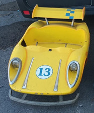 Voiture de manège ou caisse