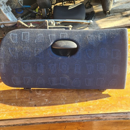 Porte boite gants - porte,