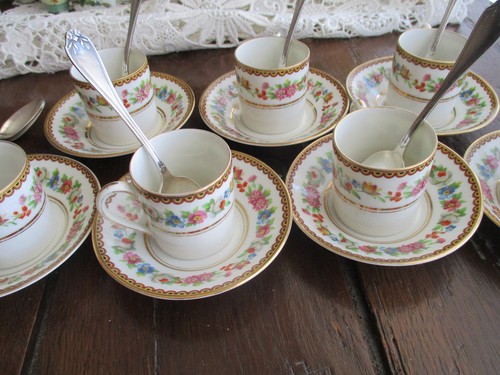 Anciennes tasses moka - tasses,