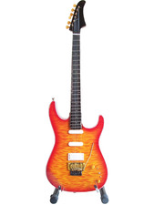 Guitare miniature Pensa Suhr