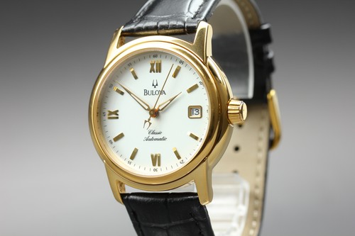 Presque comme neuf montre - [presque, neuf]