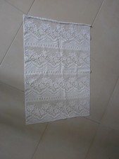 TRES JOLIS RIDEAUX FLEURS A DÉCOUPER SELON LA HAUTEUR SOUHAITE