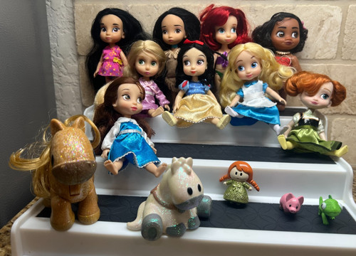 Disney store animators - store,