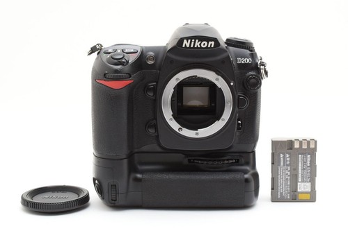 Nikon d200 camera body - nikon,