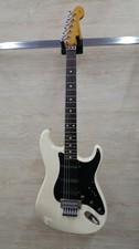 Guitare électrique MIJ FENDER