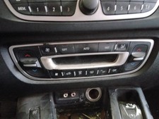 276100026R COMMANDE DE