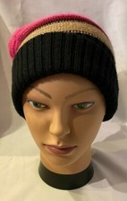 Superbe et original bonnet de