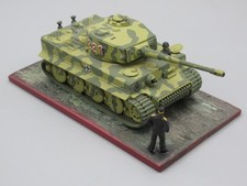Maquette char allemand Tigre 1 n°221 version camouflage