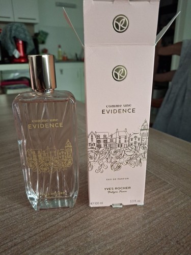 Yves rocher comme - rocher, une