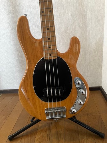 Guitare basse ernie ball music - ball,