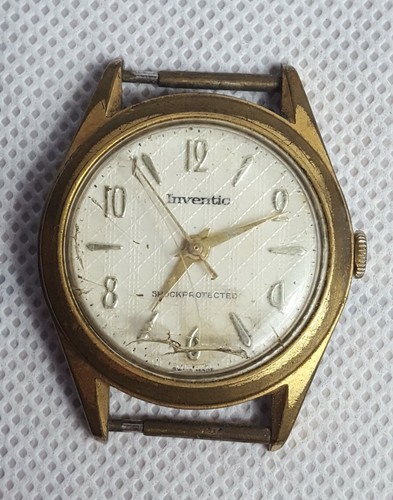 Montre mécanique ancienne