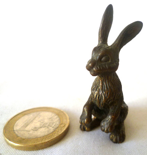 Ancien lapin miniature - ancien, en