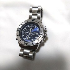 Rare montre chronographe SEIKO Diver excellent état montre homme élégante