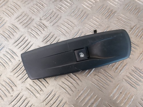 Bouton commande lève vitre