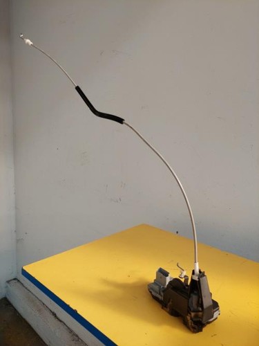 Actionneur serrure porte avant