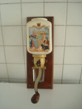 Moulin à café mural Peugeot  Auvergne  65mai24