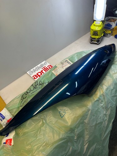Cache dessous selle gauche - cache,