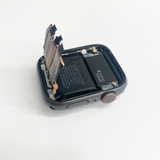 Apple Watch Series 4 44 MM Espace Gris Étui LTE Sans LCD Tels Quels