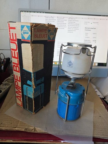 Ancienne lampe bleuet - ancienne, camping