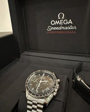 OMEGA Speedmaster Moonwatch