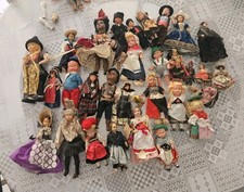 lot  Poupée folklorique