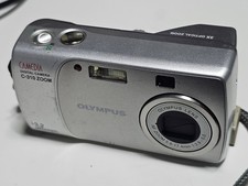 Appareil photo numérique vintage: bel Olympus CAMEDIA C-310 ZOOM, Japon 2004