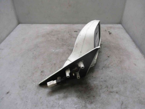 Retroviseur droit mazda 323 - retroviseur,