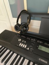 Clavier portable Yamaha ez220