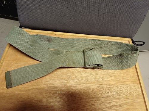 Ancien ceinturon militaire - , en