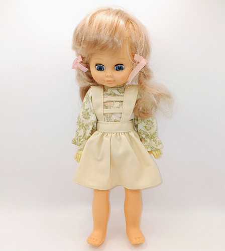 Playmates little girl doll - playmates,