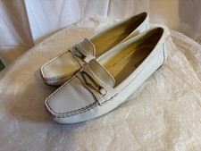 GEOX  mocassins ballerines blanc cassè pointure 38