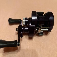Moulinet de jigging Shimano