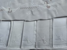 Service Ancien Indochine en lin – Nappe et 12 Serviettes Broderie Cigogne Grue