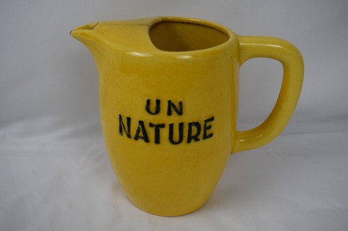 Ancien pichet publicitaire - ancien, un