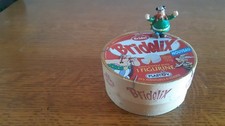 ASTERIX Figurine. Boîte fromage BRIDELIX, avec sa figurine. (ABRARACOURCIX). 