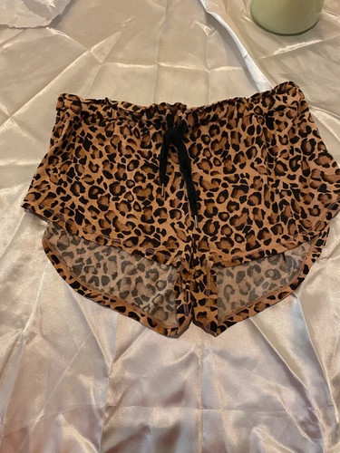 Ref 010 short - short, de