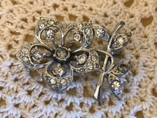 Broche ancienne florale argenté cristal  celtique