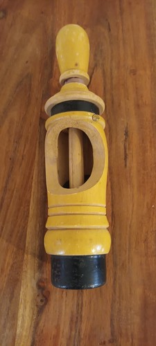 Bouchonneuse ancienne - bouchonneuse,