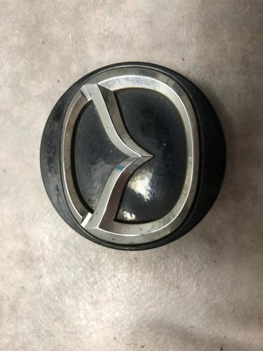 Enjoliveur mazda 1 - mazda,