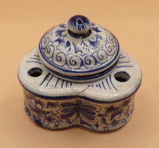 ancien encrier trilobé