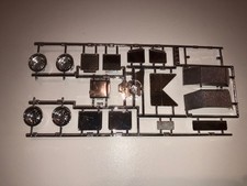 1/25 REVELL GRAPPE DE PIÈCES