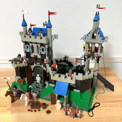 Lego 6090 royal knight - 6090, knight's