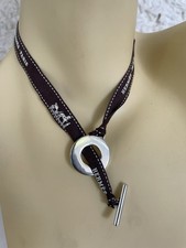ruban HERMES monté en collier avec fermoir argent/7233M2